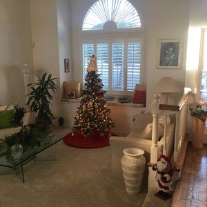 Meet your Posher, SELAH